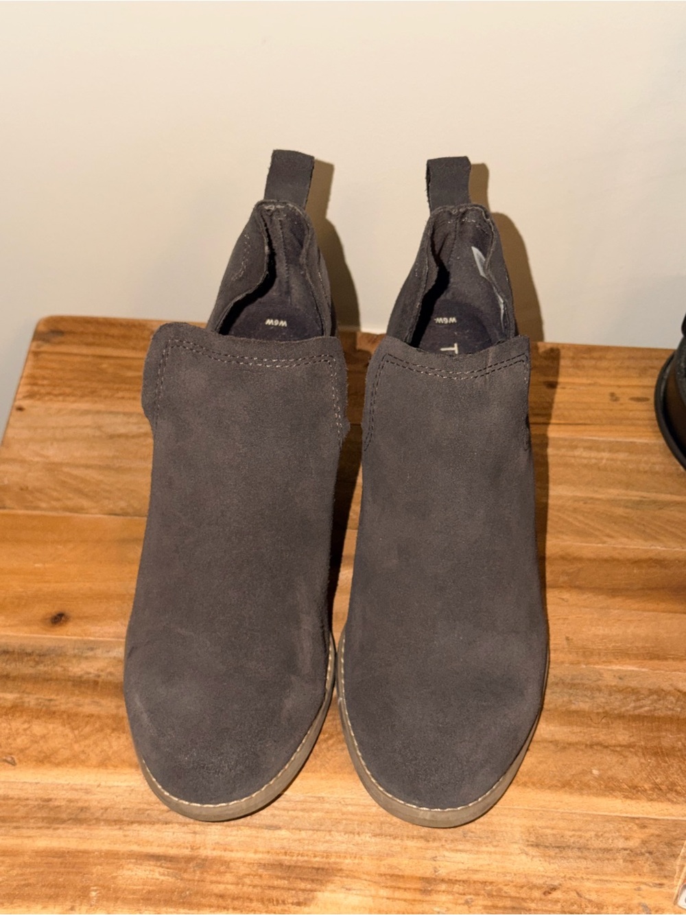 Tom’s Kallie Wedge Bootie Slip-On 6W